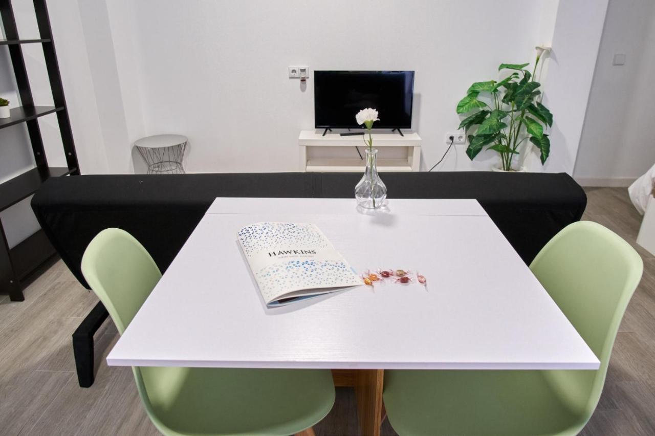 Apartamento En Absoluto Centro En 1º A Algeciras